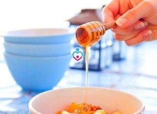Can You Eat Honey While Breastfeeding?