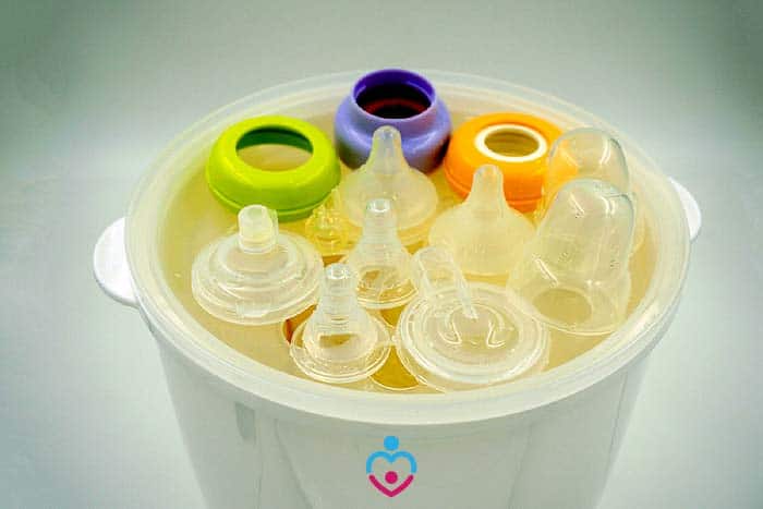 Use sterilizers before storing breast milk