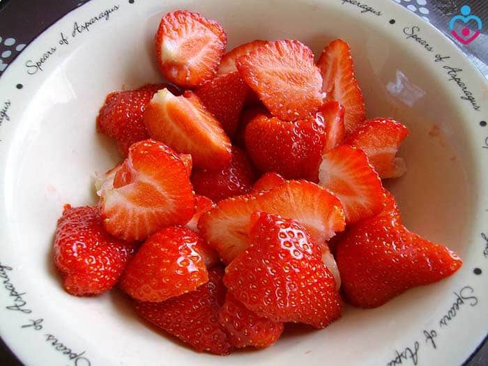 Avoid strawberries when nursing
