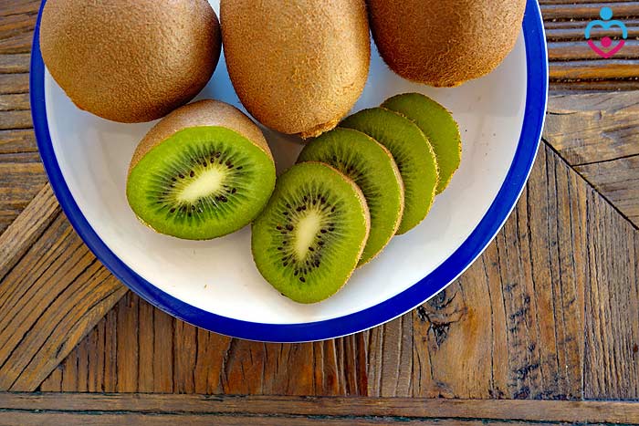 Eliminate kiwis when breastfeeding