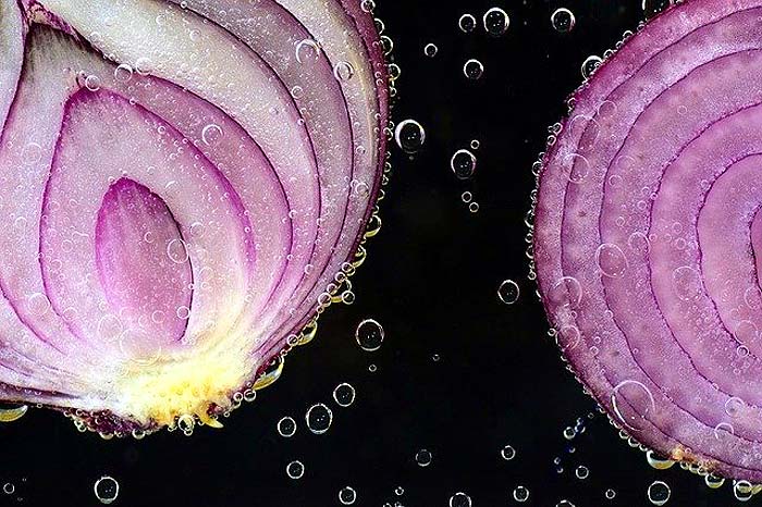Skip eating onions during breastfeeding